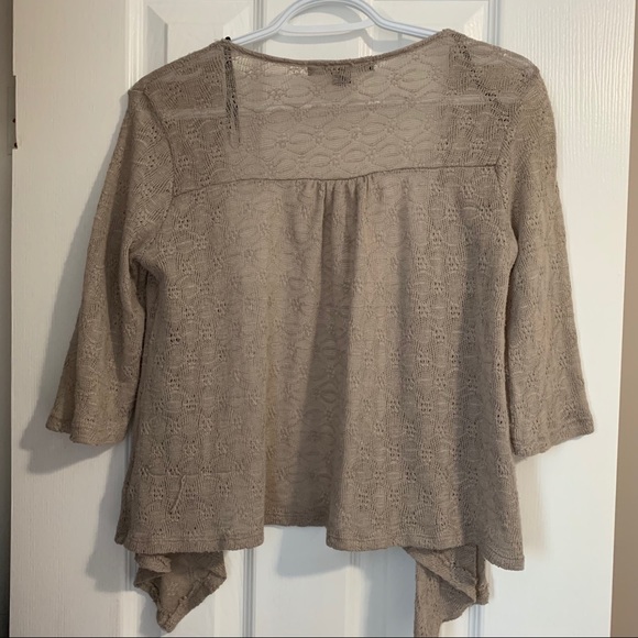 3 for $15 Forever 21 Beige Asymmetrical Cardigan - Picture 4 of 7